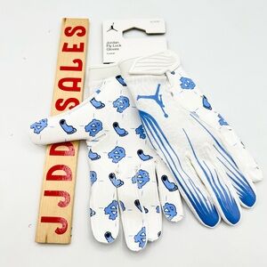 Jordan Fly Lock UNC Tar Heels PE Team Issued Football Gloves FN5494-175 Size XL